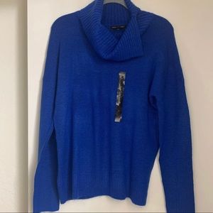 New Banana Republic Women’s Sweater